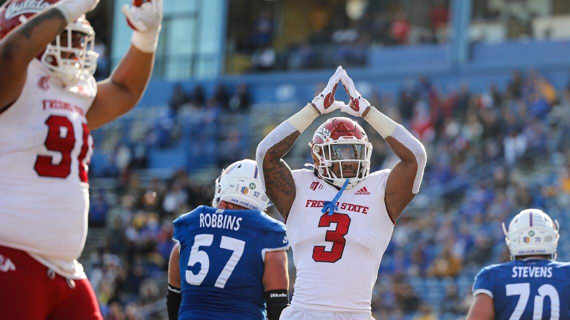 The Fresno State Bulldogs take on the San Jose State Spartans at CEFCU Stadium in San Jose, CA on November 25, 2021. (Samuel Marshall Photography)