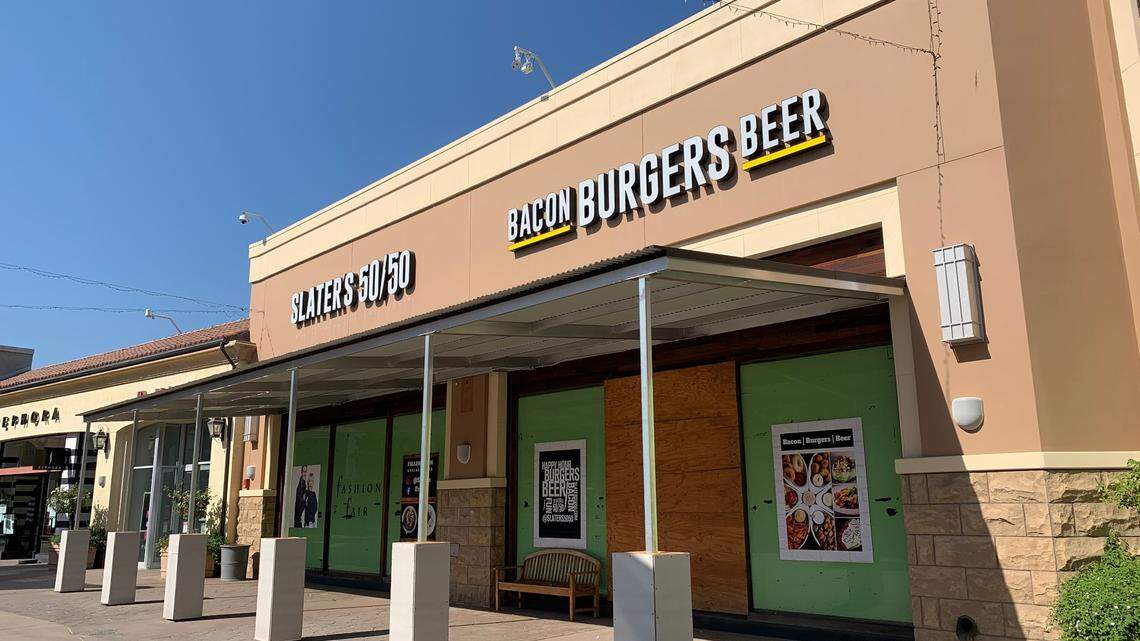 Slater’s 50/50 restaurant and bar is planning to open a location in Fresno at Fashion Fair mall.