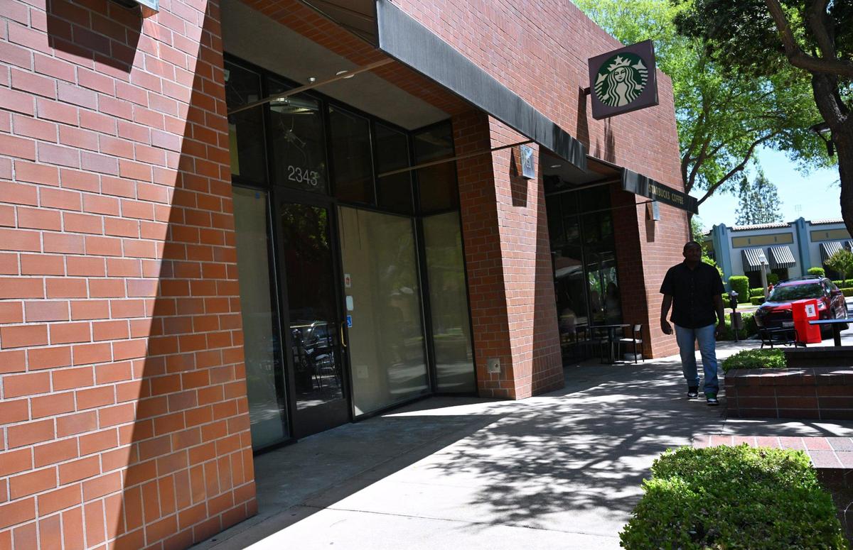The next Einstein Bros. Bagels is slated for the former Quizno’s location next to Starbucks in Civic Center Square across from the Fresno Convention Center Exhibit Hall on Kern Street in downtown Fresno. Photographed May 15, 2025 in Fresno.