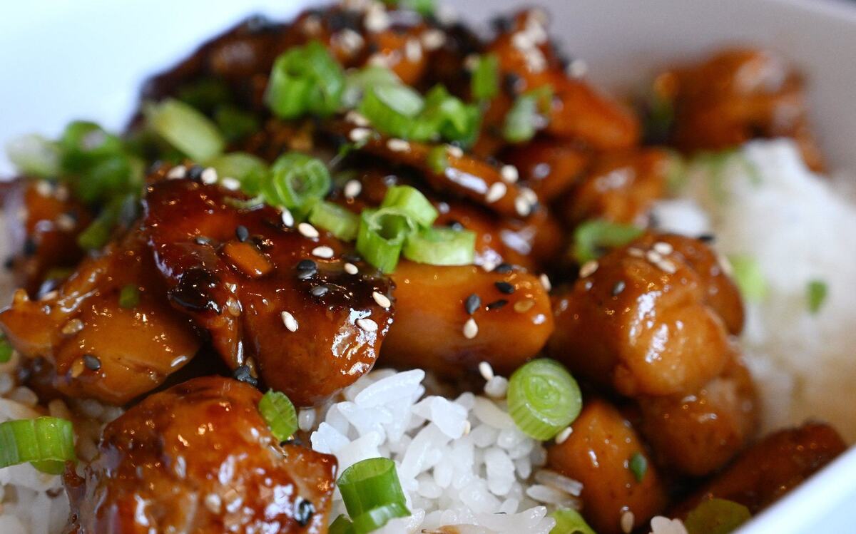 Sesame and green onions top the Chicken Teriyaki Donburi at Oishi Sushi & Grill Thursday, Sept. 26, 2024 in Old Town Clovis.