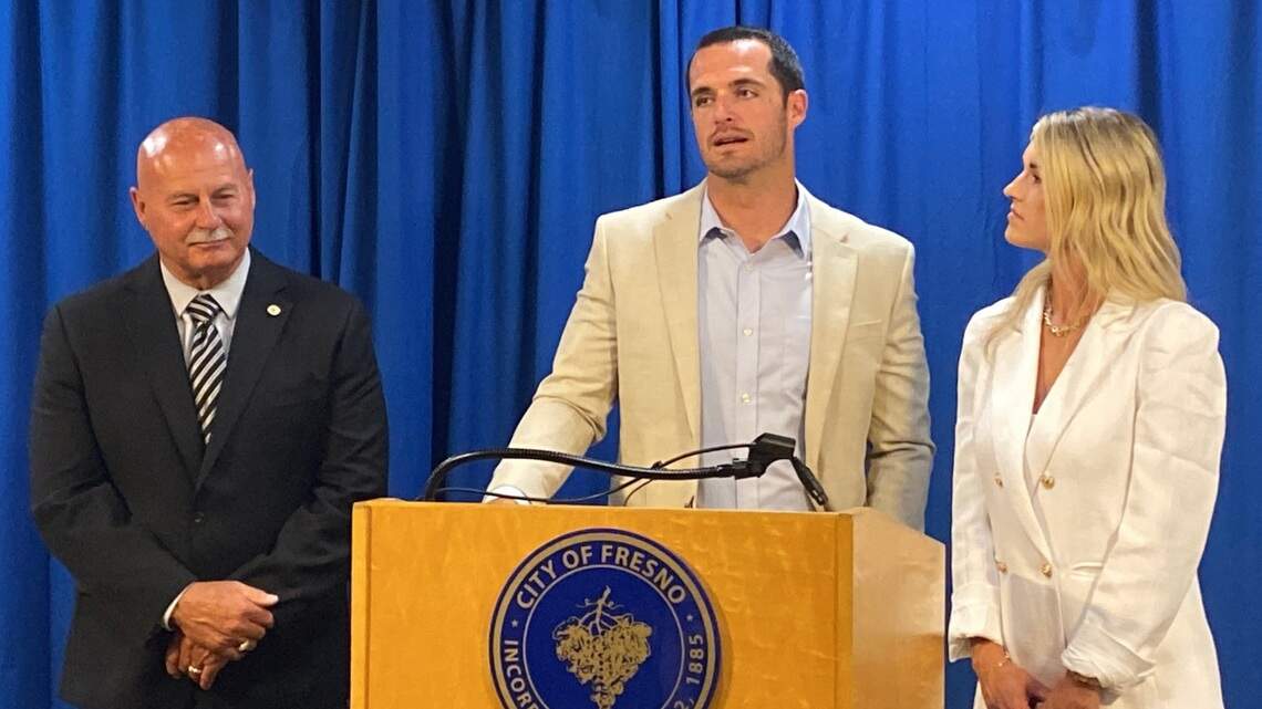 Retired from NFL, Derek Carr and family at home again in Fresno. ‘A special place’