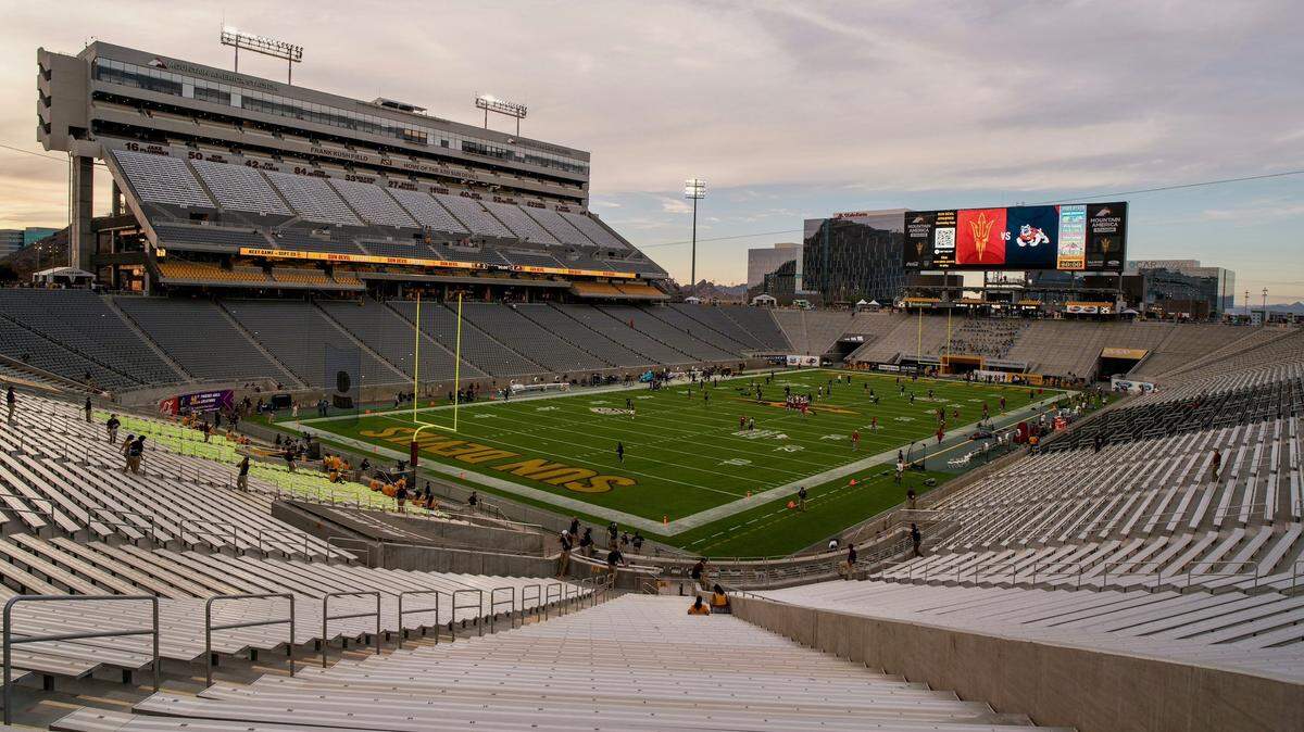 Fresno State took on Arizona State in Tempe, Ariz. on Saturday, Sept. 16, 2023.