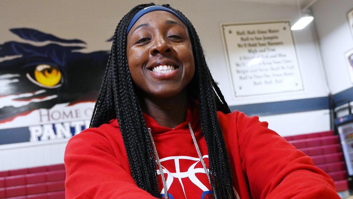 San Joaquin Memorial’s head girls basketball coach Verenique Warren is the Bee’s Girls Basketball Coach of the Year. Photographed Friday, April 1, 2022 in Fresno.