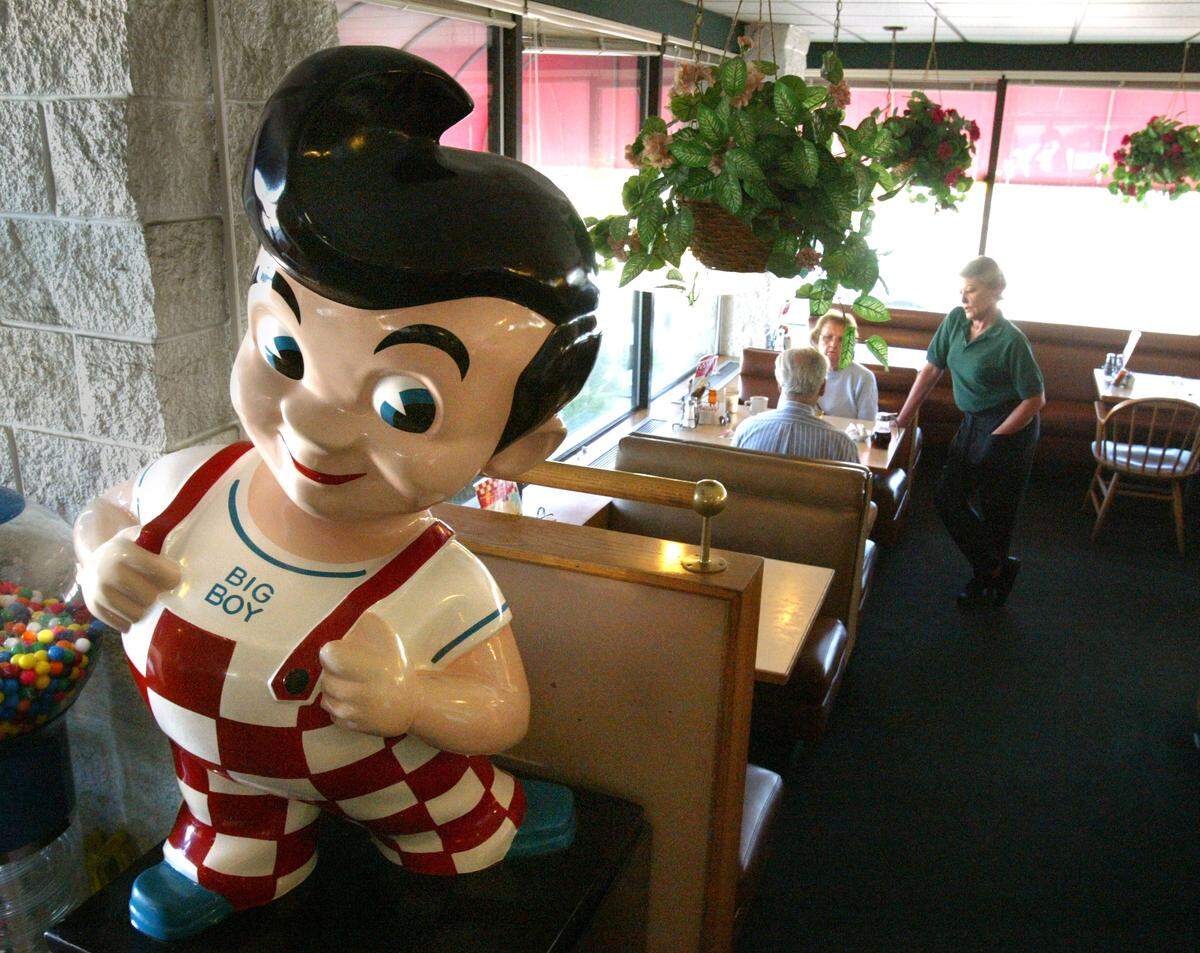 Bob’s Big Boy, once located at 5610 N. Blackstone Ave., closed in Fresno after 43 years.