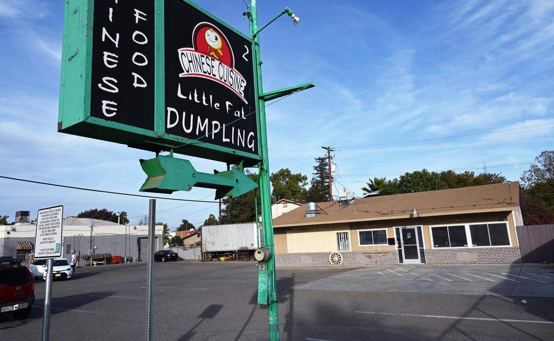 The former Happy Star restaurant – which briefly opened as a Little Fat Dumpling restaurant doing takeout only during the pandemic – will soon be home to a new barbecue restaurant.
