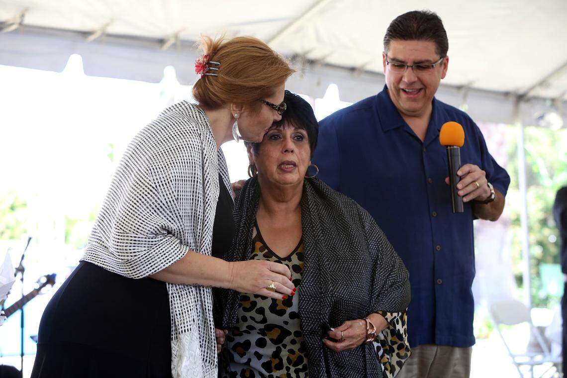 Arte Américas celebrated Mother's Day in 2014 with a brunch and ceremony that fused Mexican and Portuguese culture on Sunday. Dr. Joseph I. Castro and his wife Mary, honored Mary Castro with a rebozo.