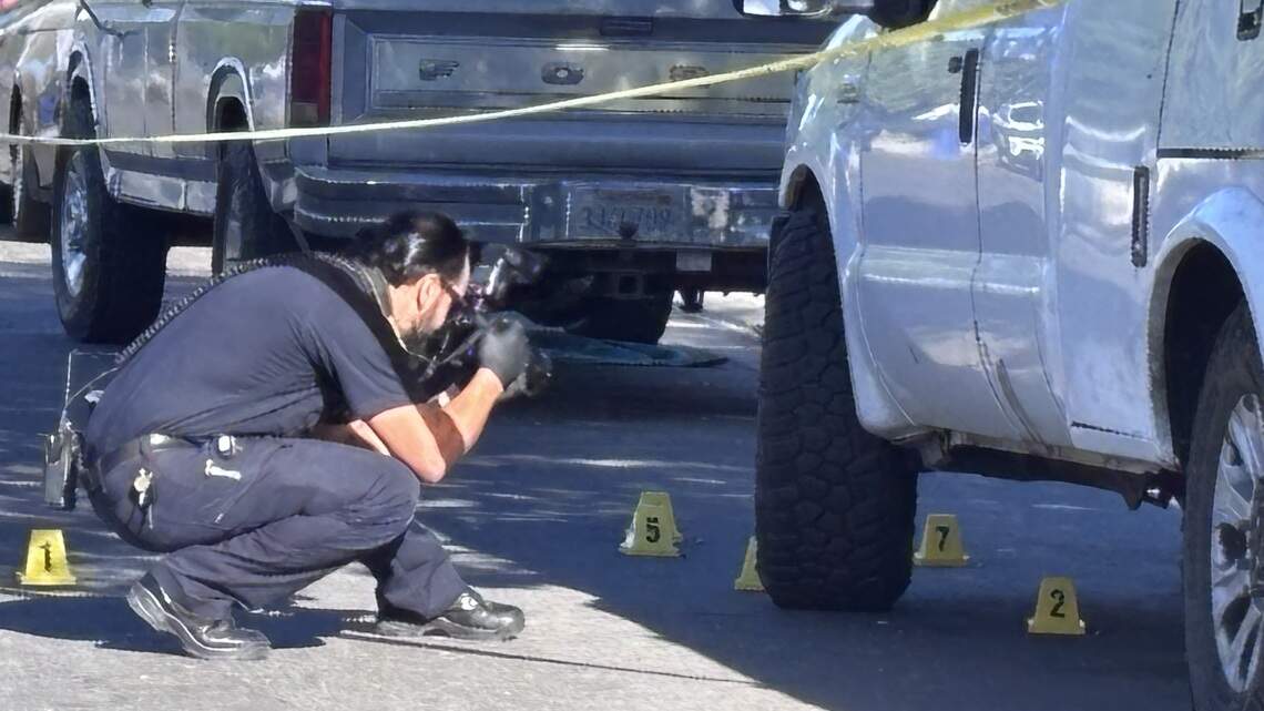 Man shot outside Fresno home; two juvenile suspects sought, police say