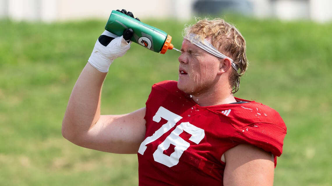 Fresno State lineman listed day to day. What that means for Bulldogs’ offense