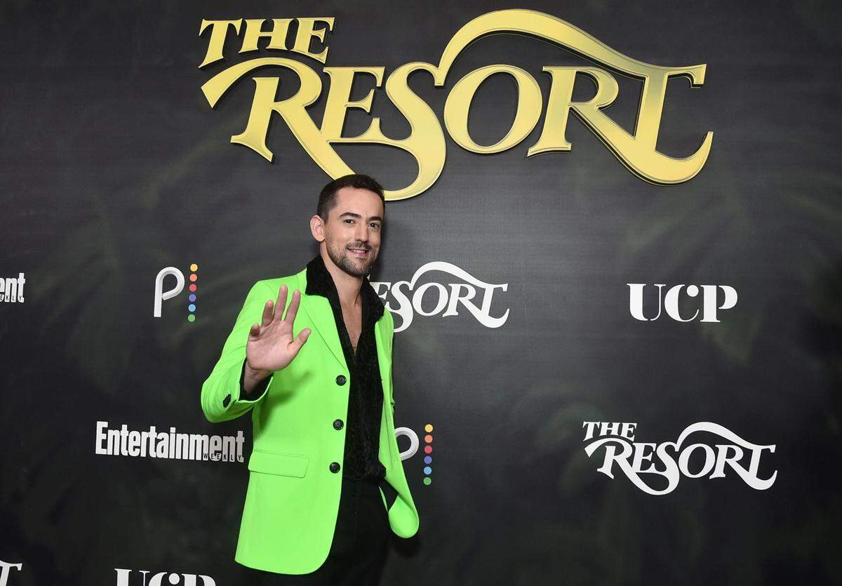 El actor mexicano Luis Gerardo Méndez en el evento de estreno de la película ‘The Resort’ el 25 de julio de 2022, en The Hollywood Roosevelt en California.