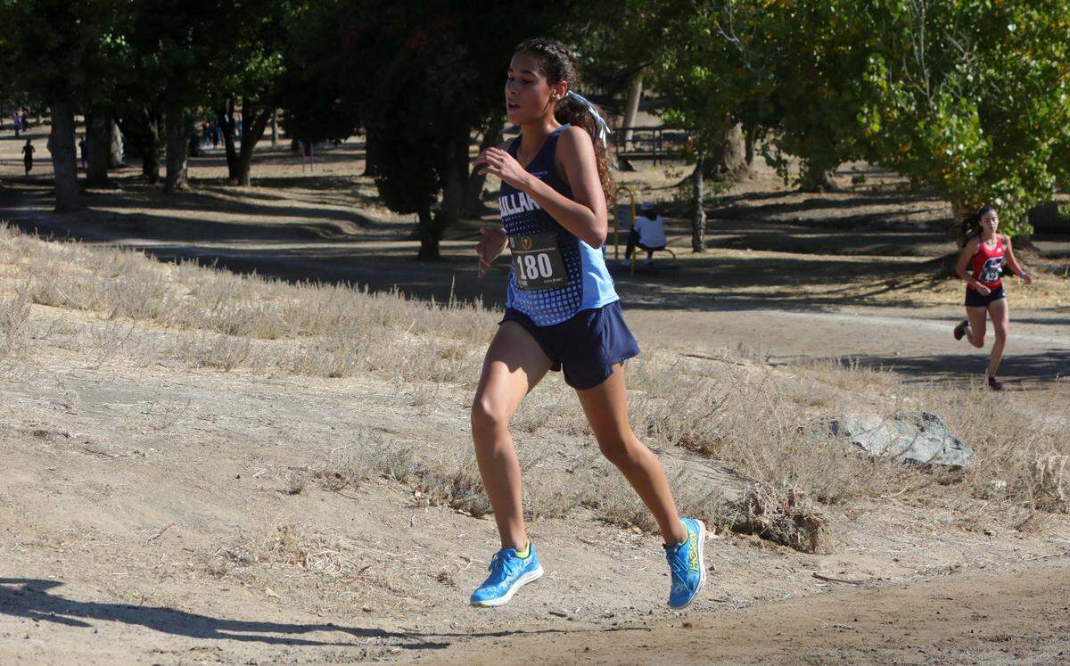 Bullard High sophomore Isabella Ramírez won (18:56.7) at tthe CMAC cross country championships at Woodward Park on Nov. 8, 2023.