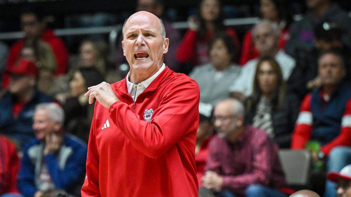 Fresno State head coach Vance Walberg makes calls from the bench during their non-conference game against CSU Bakersfield at Selland Arena in downtown Fresno for the “Return to Selland” game on Sunday, Nov. 30, 2025.