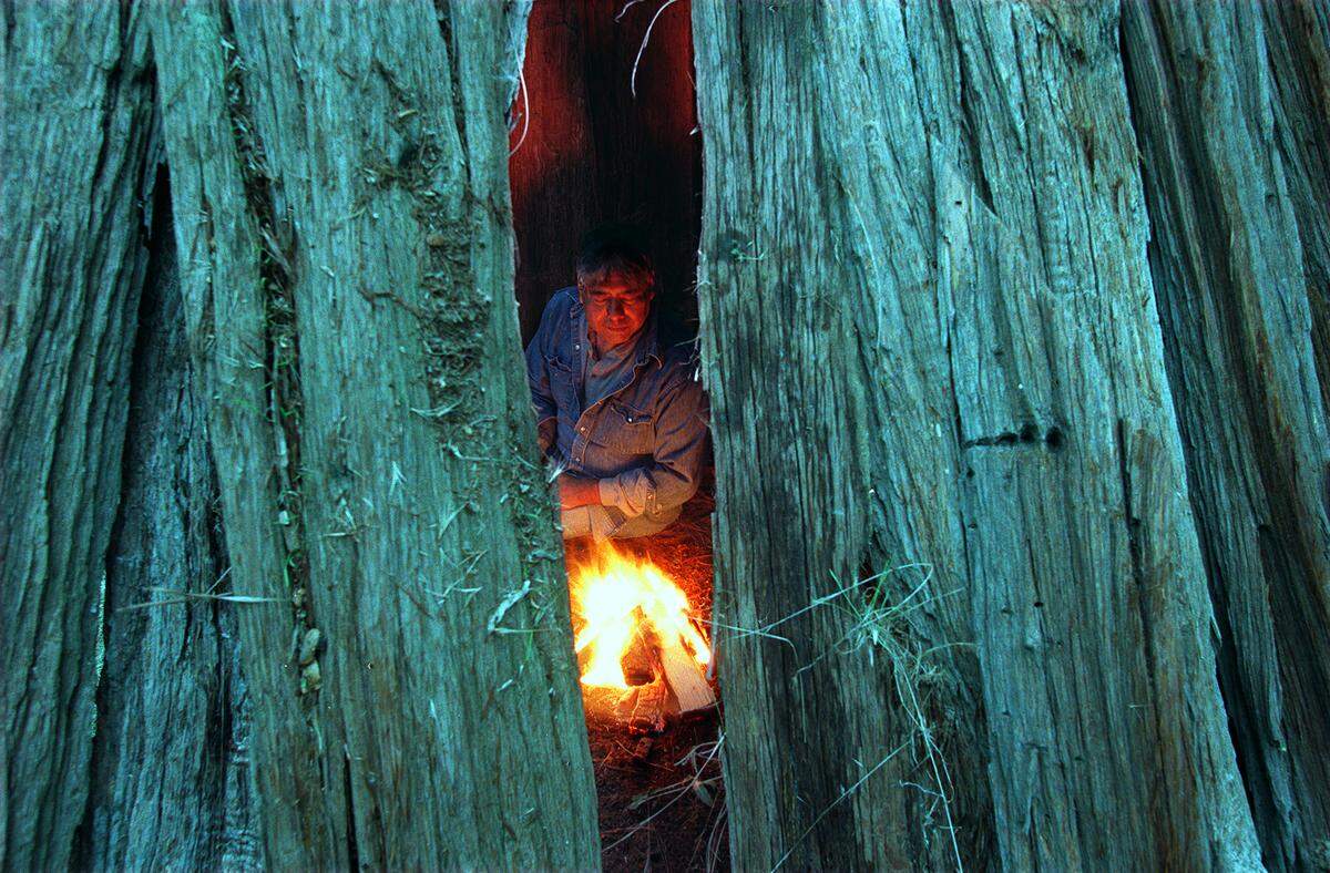 Gaylen Lee photographed in November 1998 in a traditional Native American cedar bark house.