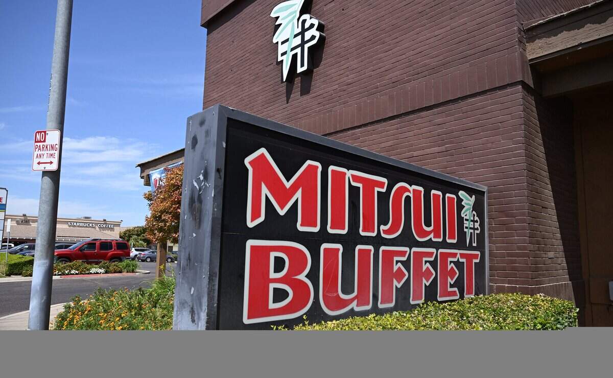 Mitsui Buffet stated it was closed for remodeling, according to a hand-written note that was posted on the restaurant’s front door. But signs indicate the buffet in Clovis might be closing.