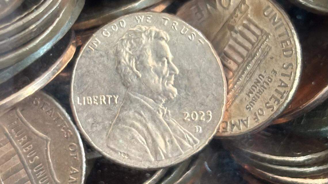 El Condado de Kings ya no proporcionará centavos. ¿Qué están haciendo otros condados?