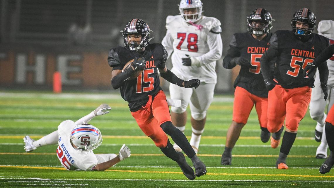 Centra’s Xavior Jones makes a move against the St. Ignatius defense while taking the ball down field during their CIF North regional Division 1-A game at Central High on Saturday, Dec. 7, 2024.
