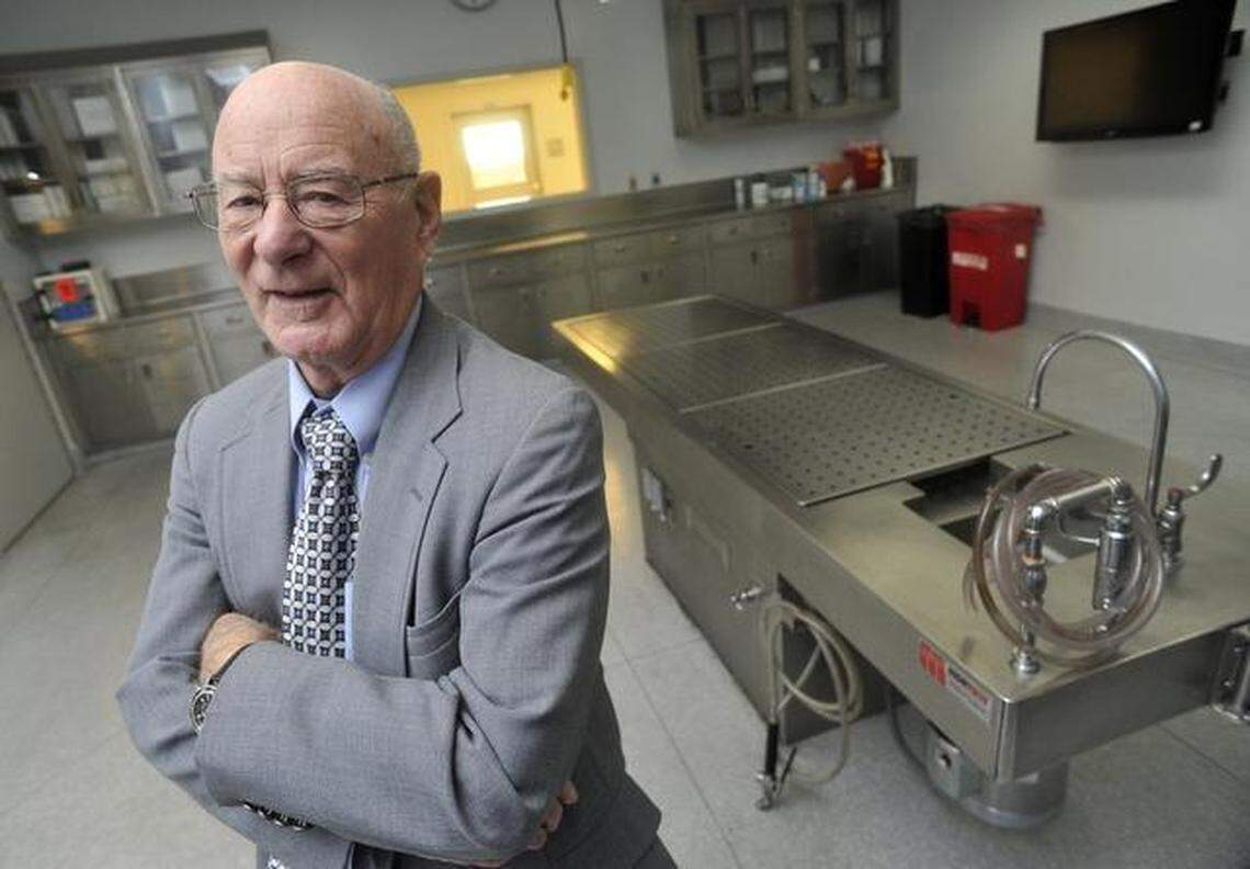 Fresno County Coroner David Hadden is pictured in the coroner’s homocide autopsy room in 2014. Hadden performed the autopsy on Fresno magician Joseph “The Amazing Joe” Burrus.
