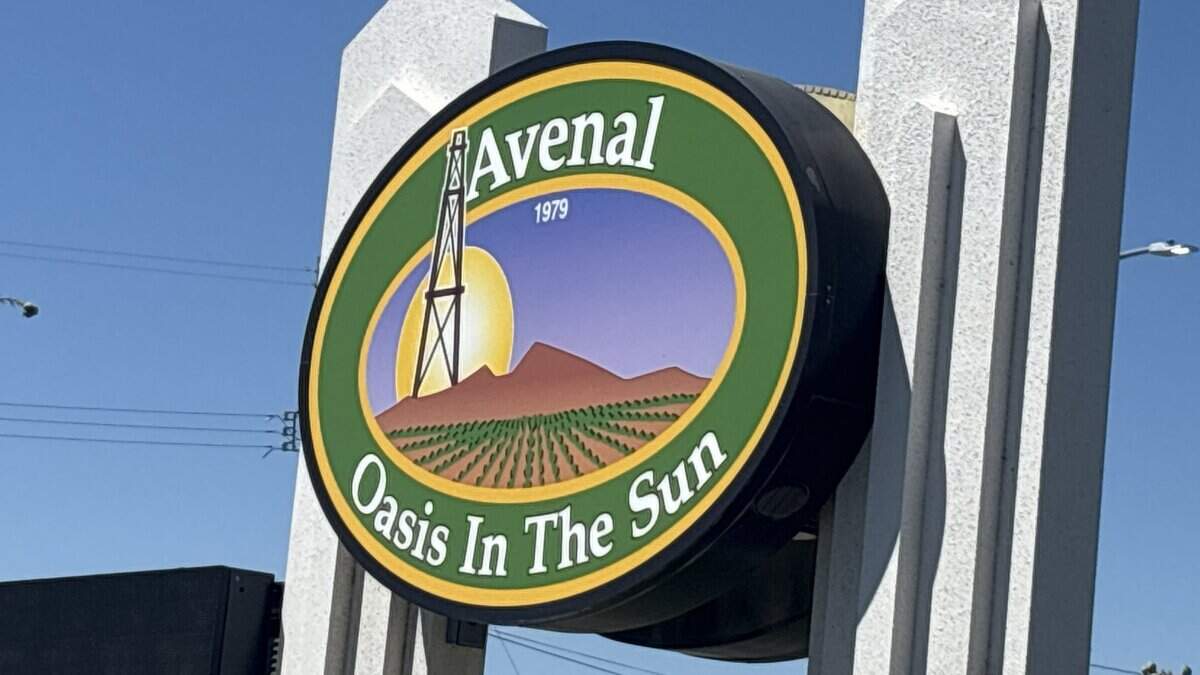 Kings County DA and sheriff served Wednesday, July 1, 2026, seven search warrants at Avenal City Hall, community center and homes of recalled officials amid an ongoing investigation.