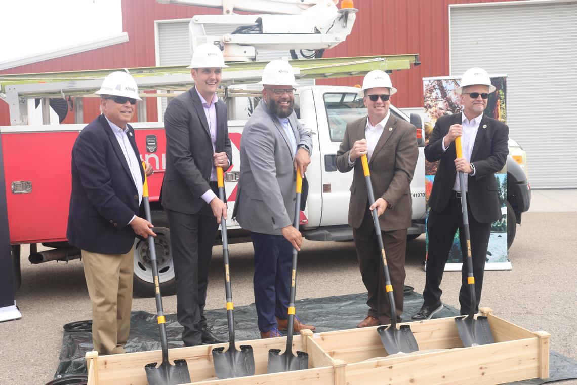  A partnership between Fresno County and Comcast kicked off a new rural broadband expansion project on May 13 that is expected to be completed by 2026. It would bring a reliable, high-speed broadband network to underserved households in the rural community of Riverdale, about 10 miles south of Caruthers.&nbsp;