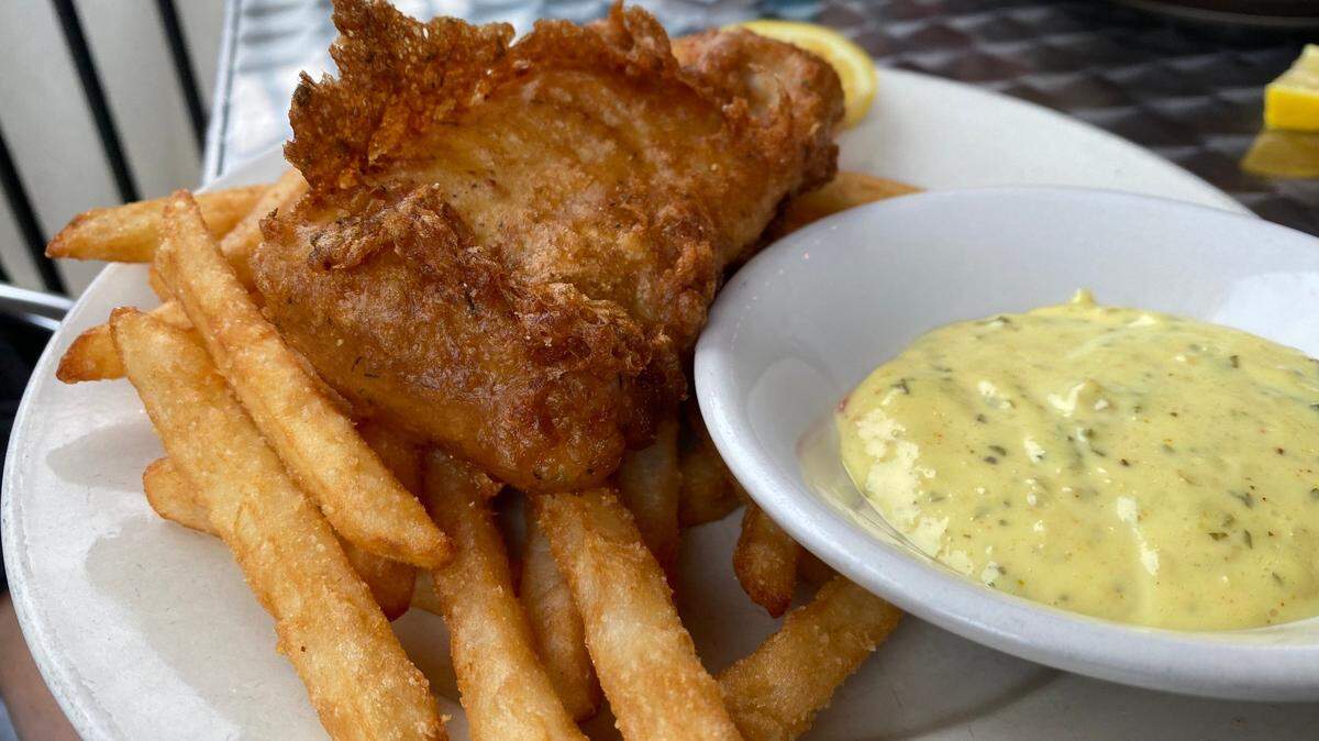 Bee poll wants to know who makes the best fish and chips in Fresno. Here are the 10 top finalists as nominated by readers. Vote for your favorite to be named winner.