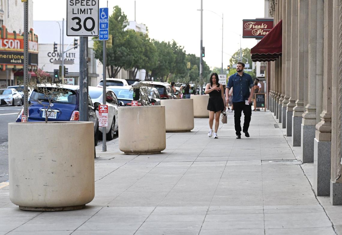 The sidewalks are clear of the usual crowds seen during ArtHop Thursday evening, Aug. 1, 2024 in downtown Fresno.