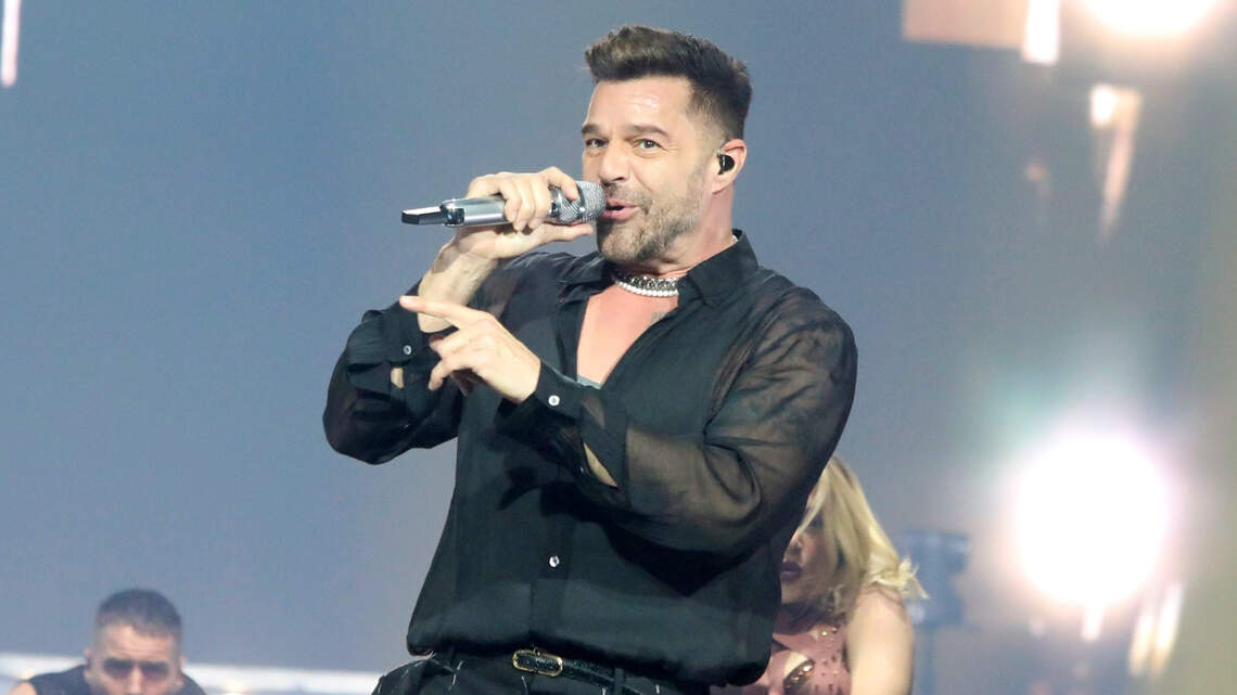 Cómo Fresno se convirtió en un destino de primer nivel para estrellas latinas como Shakira, Peso Pluma, Karol G