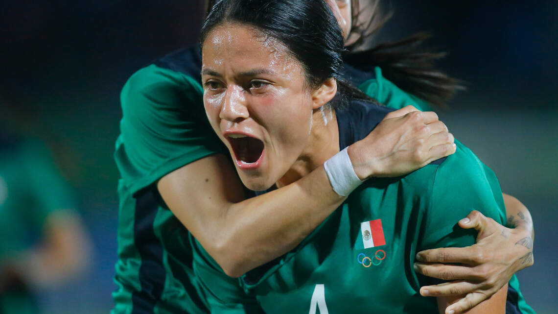 Estados Unidos se cita con Canadá en semis y México con Brasil este domingo