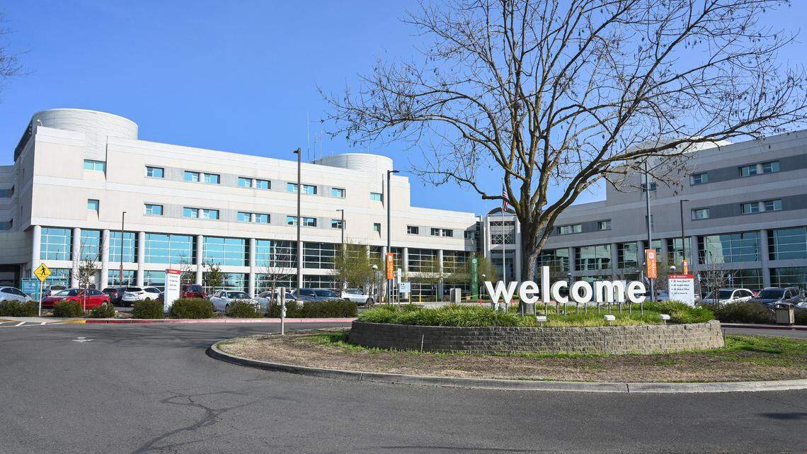Kaiser Permanente Fresno Medical Center in Fresno is seen on Saturday, Jan. 22, 2022.