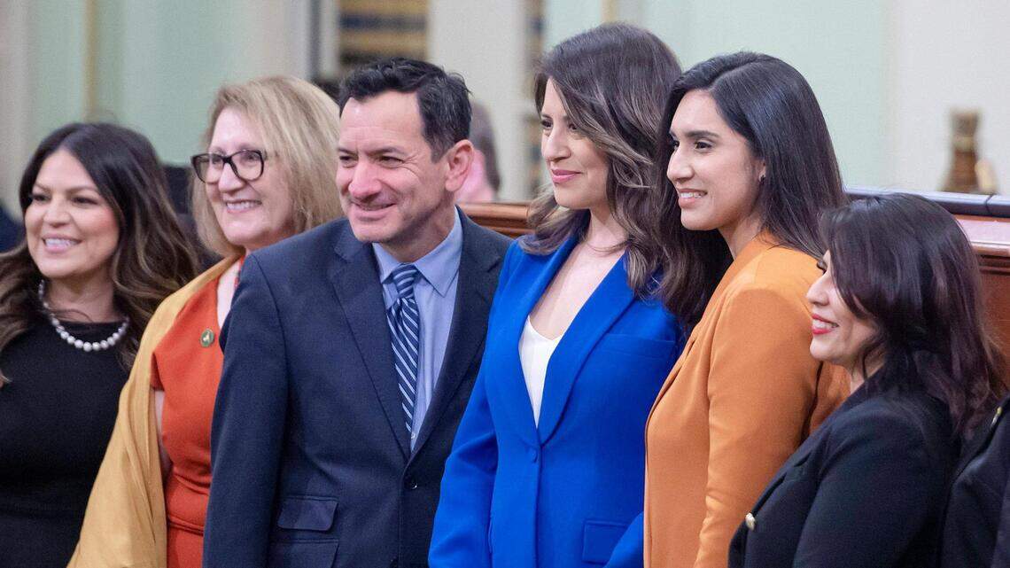 Esta personalidad pionera de ABC30 acaba de ser galardonada por el Grupo Legislativo Latino