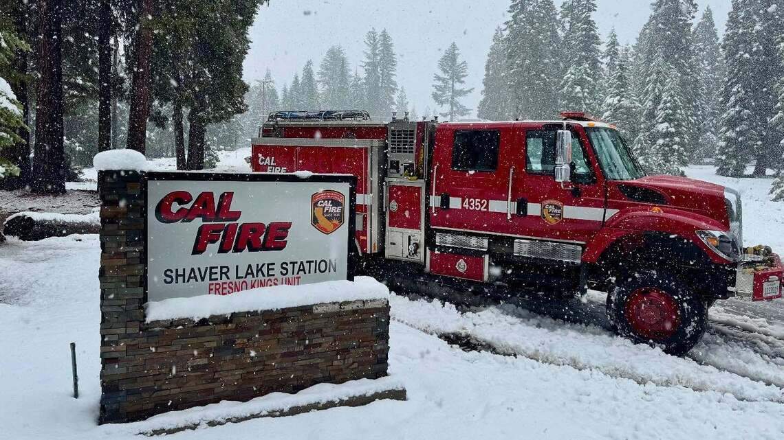 Record day of rain hits Fresno, other parts of the Valley. Snow falls at Shaver Lake