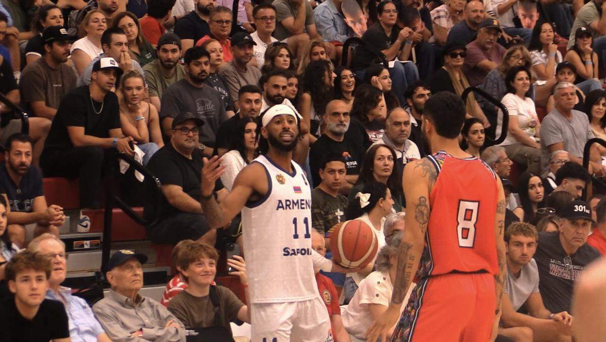 Andre Spight-Mkrtchyan looks for an open teammate as Armenia faced Costa Rica in a international exhibition at Fresno City College on Friday, June 6, 2025.