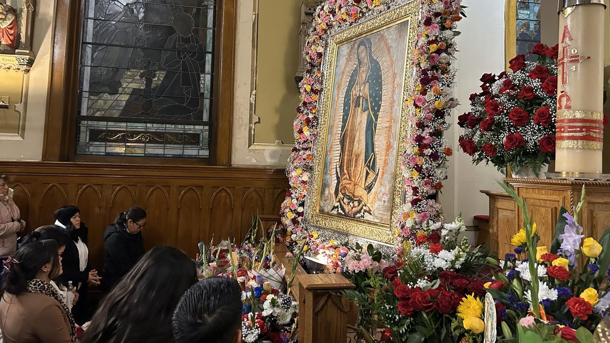 Los católicos del Valle se reunieron para procesiones, mañanitas y misas en honor a la Virgen de Guadalupe, la santa patrona de México y las Américas, en la Catedral de San Juan en Fresno el 12 de dicembre.