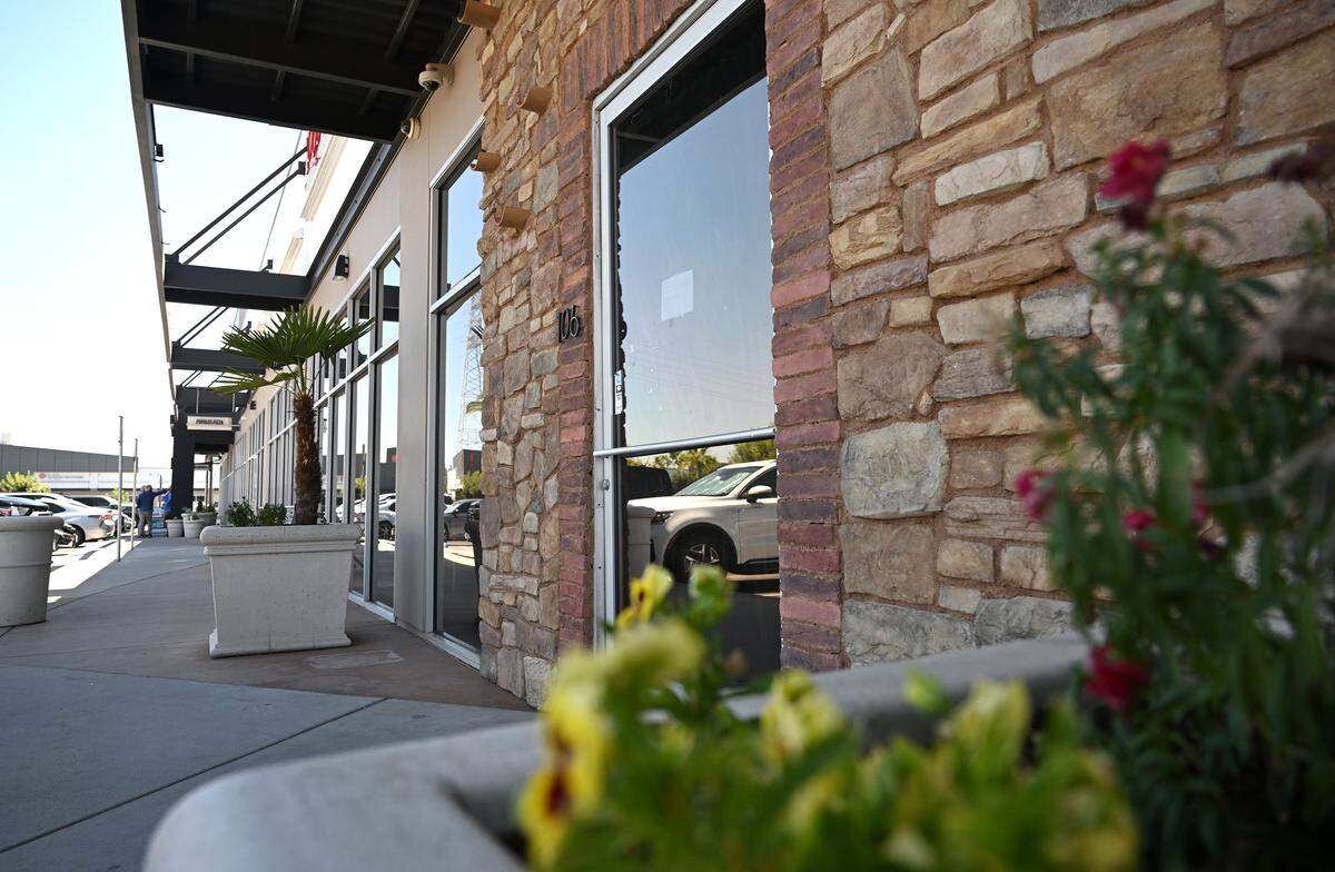 Popolo's Pizza at Palm and Nees avenues has closed with plans to relocate. Photographed Thursday, July 31 2025 in Fresno.