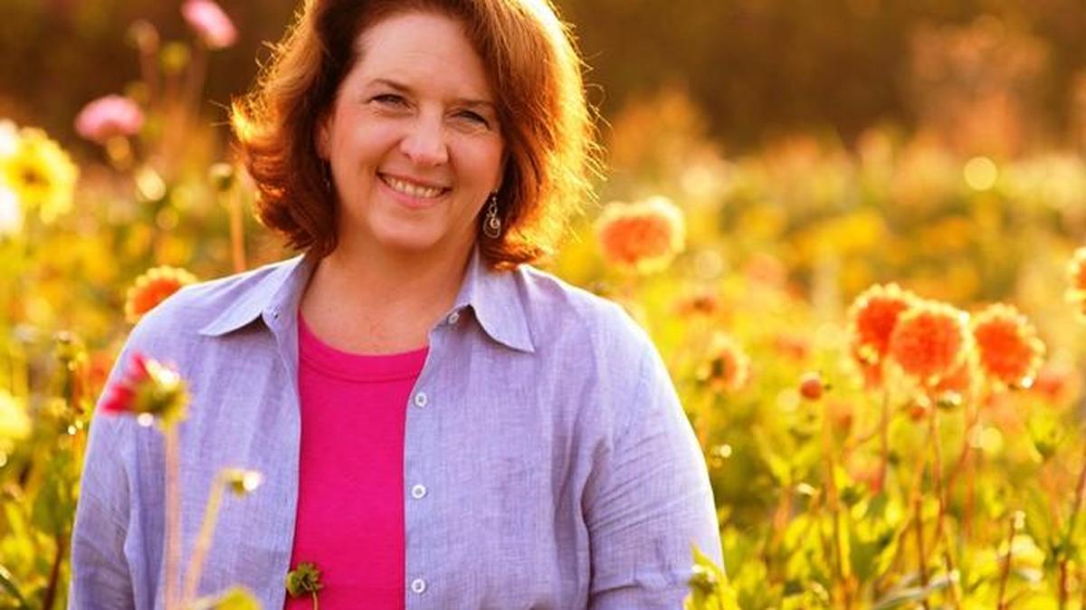 Author Debra Prinzing, creator of SlowFlowers.com, uses garden gleanings to decorate during the holidays.