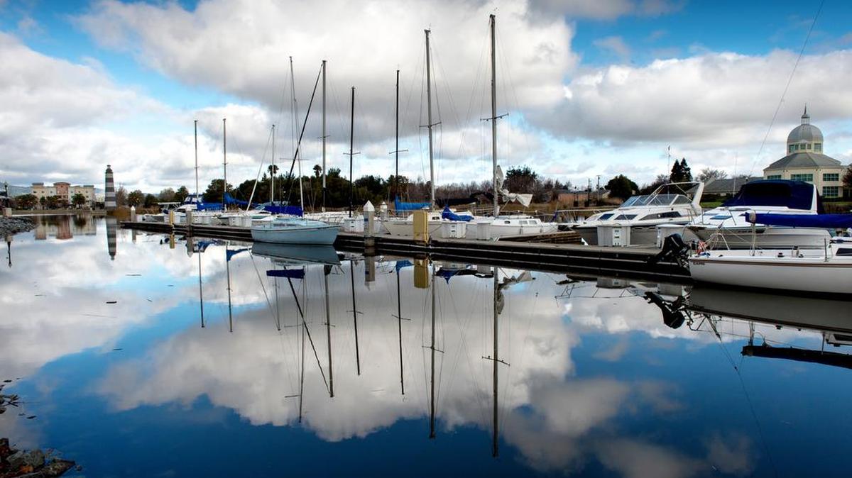 Twenty-eight years ago, Suisun City was judged least-desirable among the Bay Area’s then-98 cities. Its marina and cityscape now exude charm.