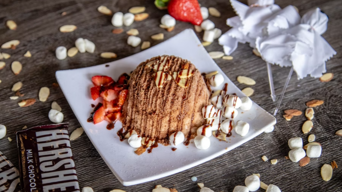 Oops. Fresno dessert shop that ‘closed a little too soon’ to reopen for 3 months