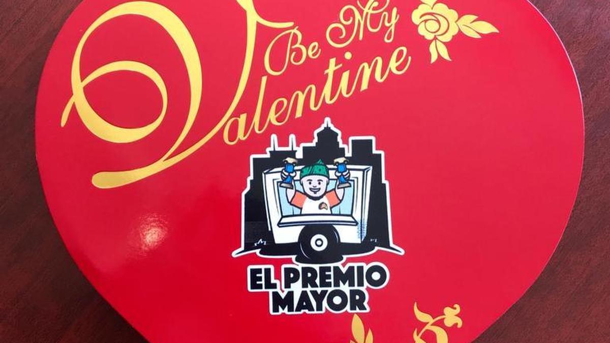The heart-shaped box of tacos from El Premio Mayor