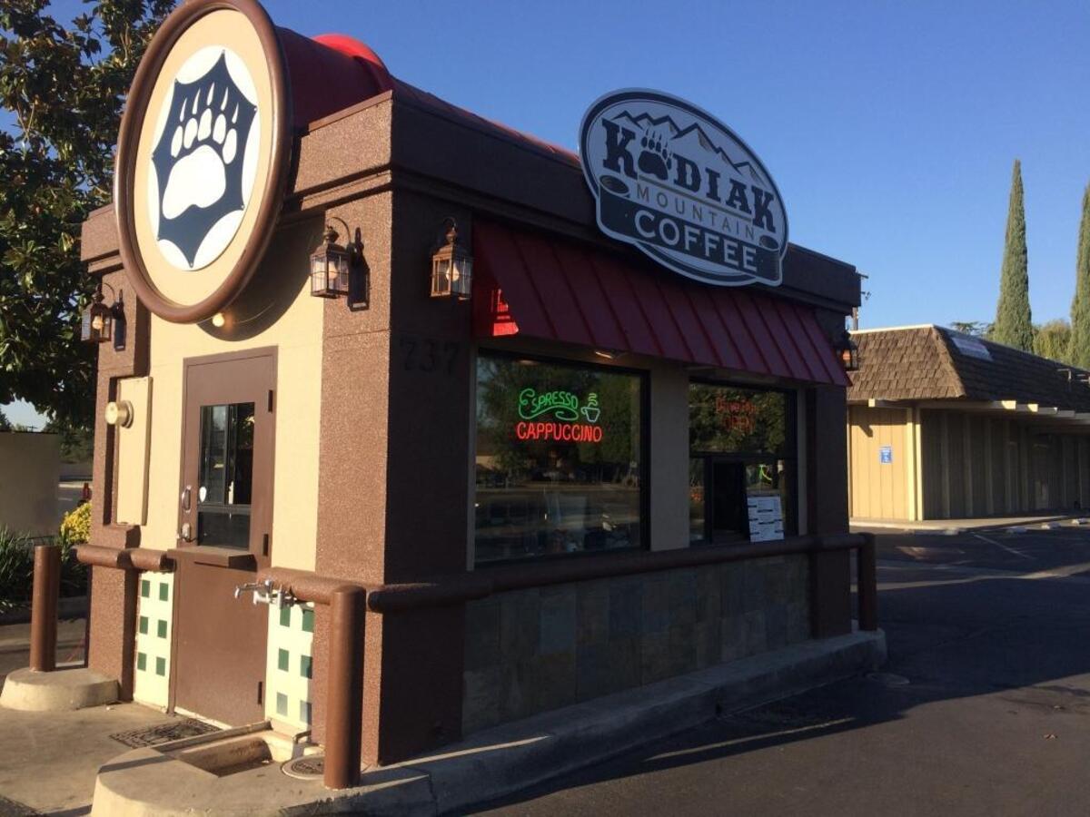 The drive-thru and walk-up window at Kodiak Mountain Coffee at Barstow Avenue and First Street opened and then closed this year.