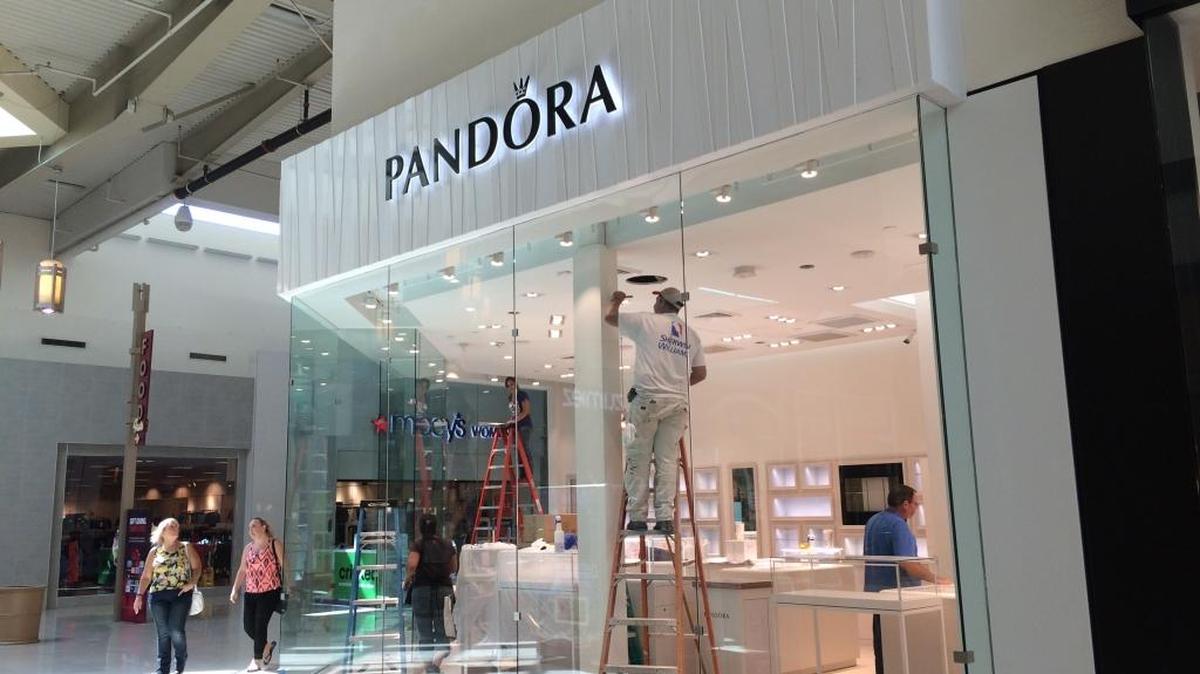 
The PANDORA Jewelry store has opened at Fashion Fair mall near the food court. It carries charms with special meaning and other jewelry such as rings and earrings.
