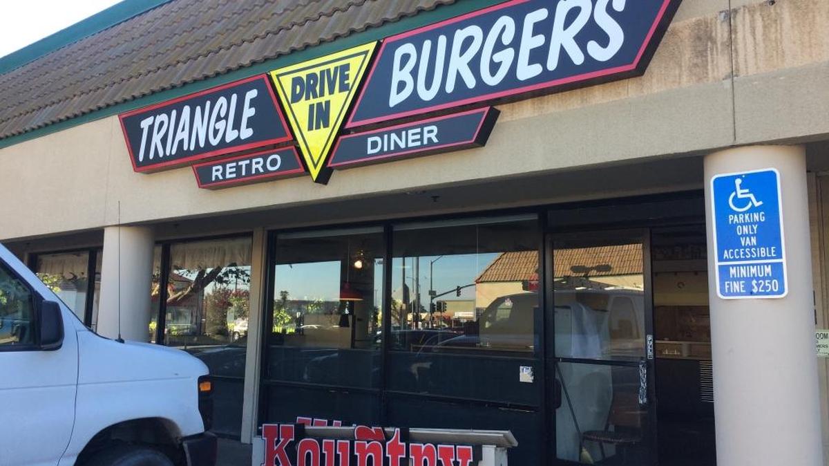 The BJ’s Kountry Kitchen sign was removed this week and replaced with the Triangle Burgers Drive In sign. The popular restaurant plans to open its first Clovis location, on Shaw near Villa avenues, in late December.