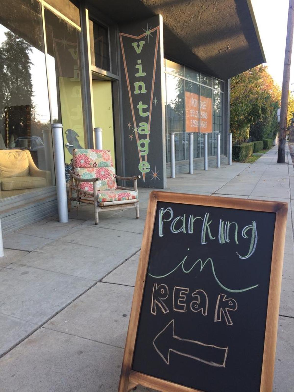 Retromode has opened in the former Steven’s Bicycles spot at Palm and Shields avenues.