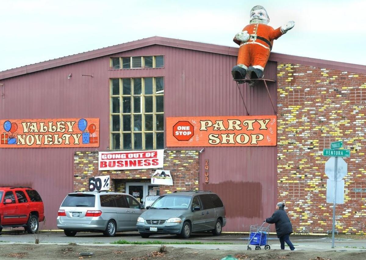 Valley Novelty, with its iconic waving Santa, closed after 63 years.