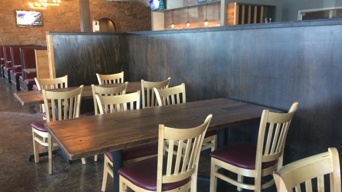 Popolo’s Pizza has moved to the Park Place shopping center at Palm and Nees avenues, taking over the space Capo’s restaurant left behind.