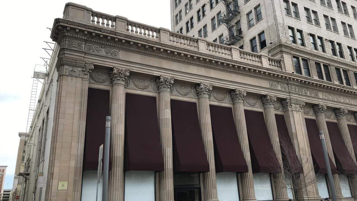 Quail State bar has signed a lease to open in both indoor and outdoor spaces on the third-floor rooftop of the Pacific Southwest Building on Fulton Street. Photographed from Mariposa Street, Quail State will be on the east side of the historic building, facing the Radisson Hotel Conference Center on Van Ness Avenue.