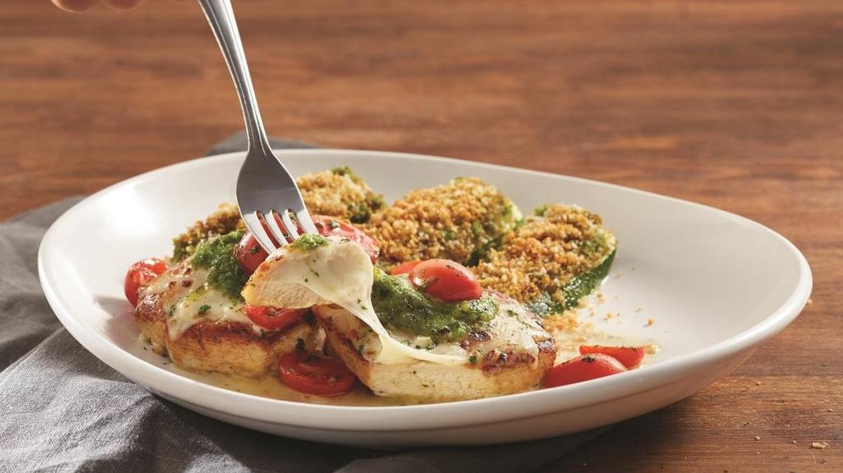 The new Olive Garden opens Monday in Fresno serving dishes like this chicken margherita.