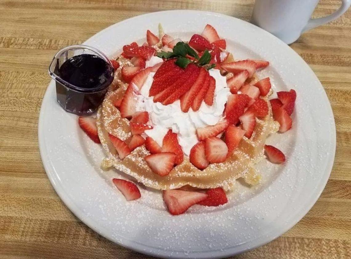 Waffle Shop Country Kitchen serves waffles, including chicken and waffles. The restaurant also has a secret menu.