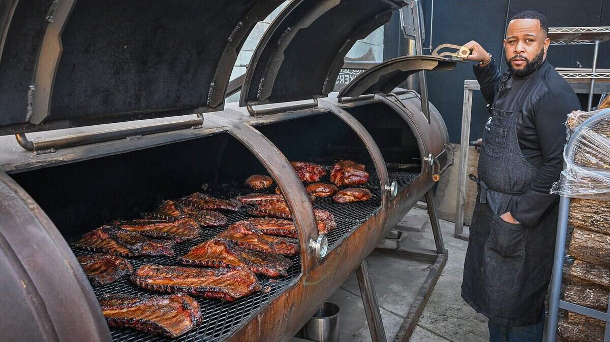 Horn Barbecue in Granite Park locked with notice to vacate