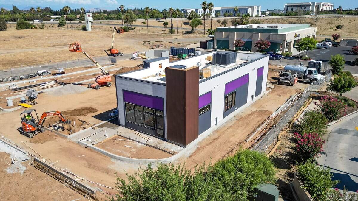 A new Taco Bell restaurant is under construction near Temperance and Highway 168 just east of the McDonald’s and north of the Fusion Indian Cuisine & Bar at Temperance and Owens Mountain Parkway.