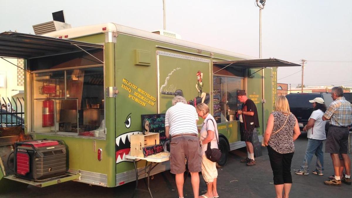 
The Smokin Burrito is a new food truck modeled after a World War II bomber plane and serving a combination of slow-smoked barbecue and Mexican food.
