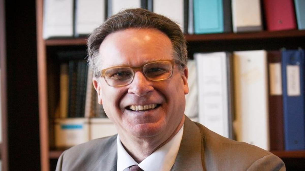 Daniel Nelson will give a Wednesday talk, “Whiskey is for Drinkin’, Water is for Fightin,’” at the San Joaquin Valley Town Hall at Saroyan Theatre.