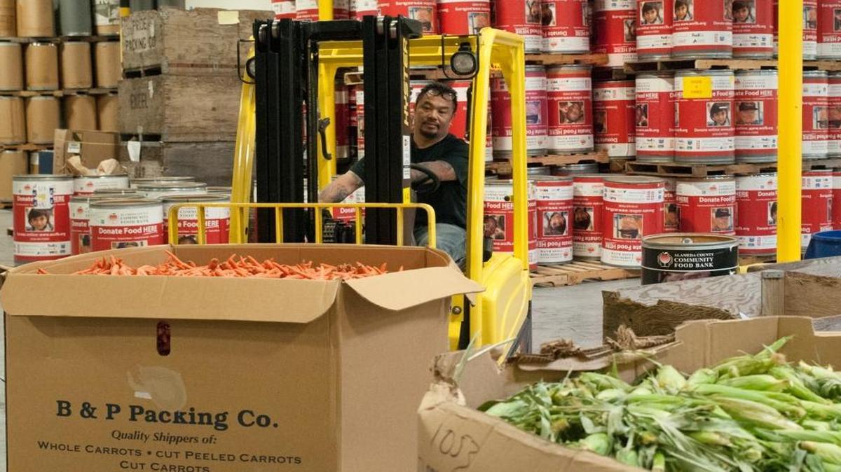 The California Association of Food Banks received 150 million pounds of food from farmers in 2015.